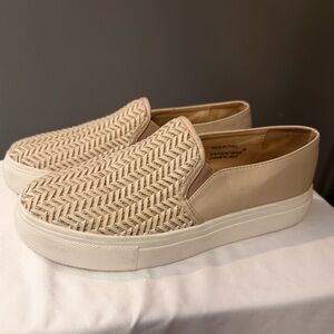 Steve Madden Woven Slip-On Platform Sneakers – Beige – EU 38